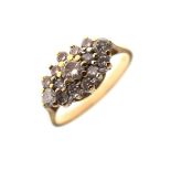 18ct gold diamond cluster ring, size O½ Condition:
