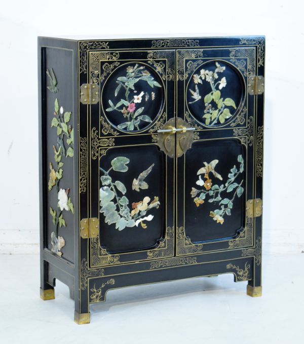 20th Century oriental lacquered cabinet fitted two doors set inlaid relief carved hardstone