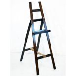 Early 20th Century stained oak folding painters easel Condition: