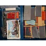 Model Railway - Hornby and other 00 gauge - Large collection of various accessories including track,