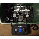 Cameras - Collection of Minolta 35mm cameras, together with various lenses etc Condition: