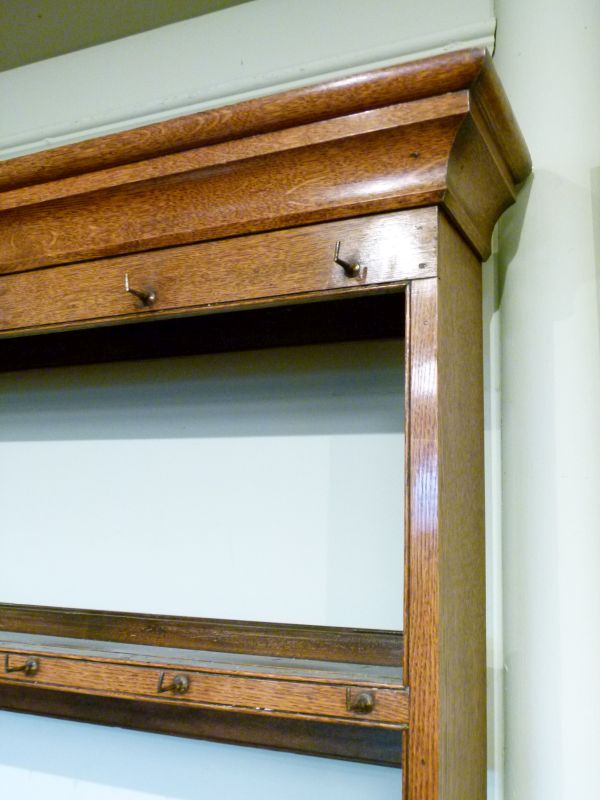 19th Century oak high dresser, the open backed plate rack having moulded cornice, fitted four - Image 5 of 7