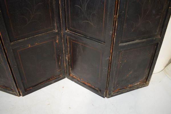 19th Century Continental painted leather single sided four fold screen, each section decorated - Image 7 of 8