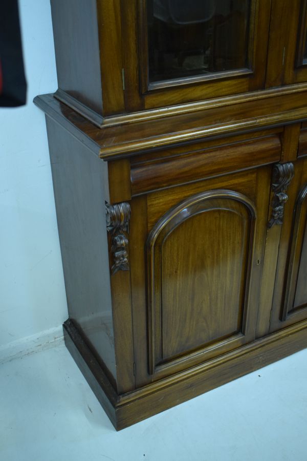 Reproduction Victorian style hardwood two section library bookcase, the upper section fitted moulded - Image 2 of 6