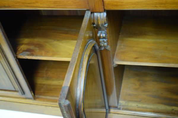 Reproduction Victorian style hardwood two section library bookcase, the upper section fitted moulded - Image 4 of 6