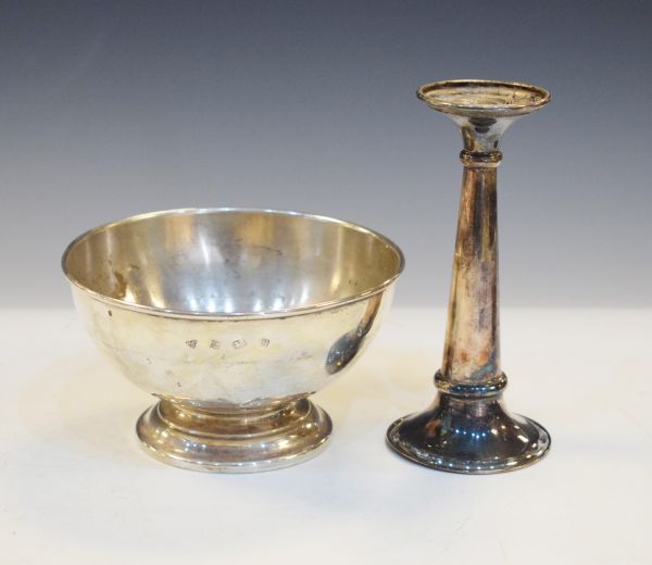 Elizabeth II silver sugar bowl, Birmingham 1976 and an Elizabeth II silver trumpet shaped specimen