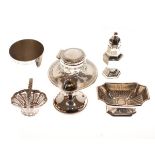 George V capstan silver inkwell, Birmingham 1912, silver salt, pepperette etc Condition: