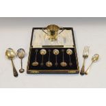 Set of six Elizabeth II silver coffee bean spoons, Birmingham 1953, cased, a George V silver two