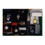Large quantity of various modern gentleman's watches Condition: