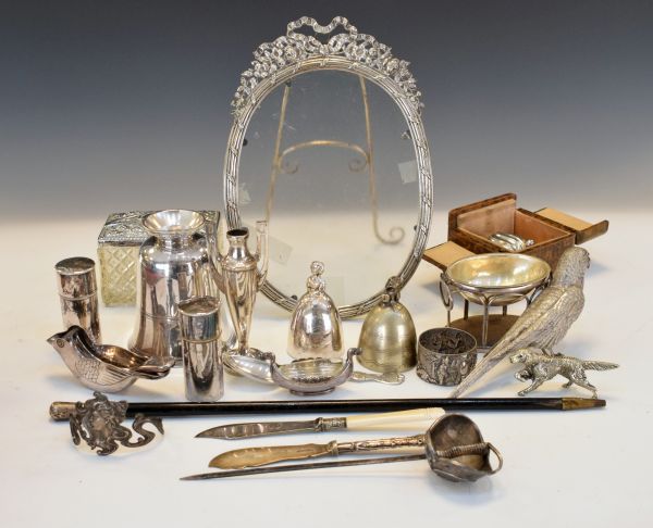 Quantity of various silver plated and other items Condition: