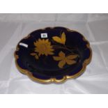 DECORATIVE BAVARIAN PLATE GILT FOILAGE ON A COBALT BLUE GROUND EST [£15- £30]