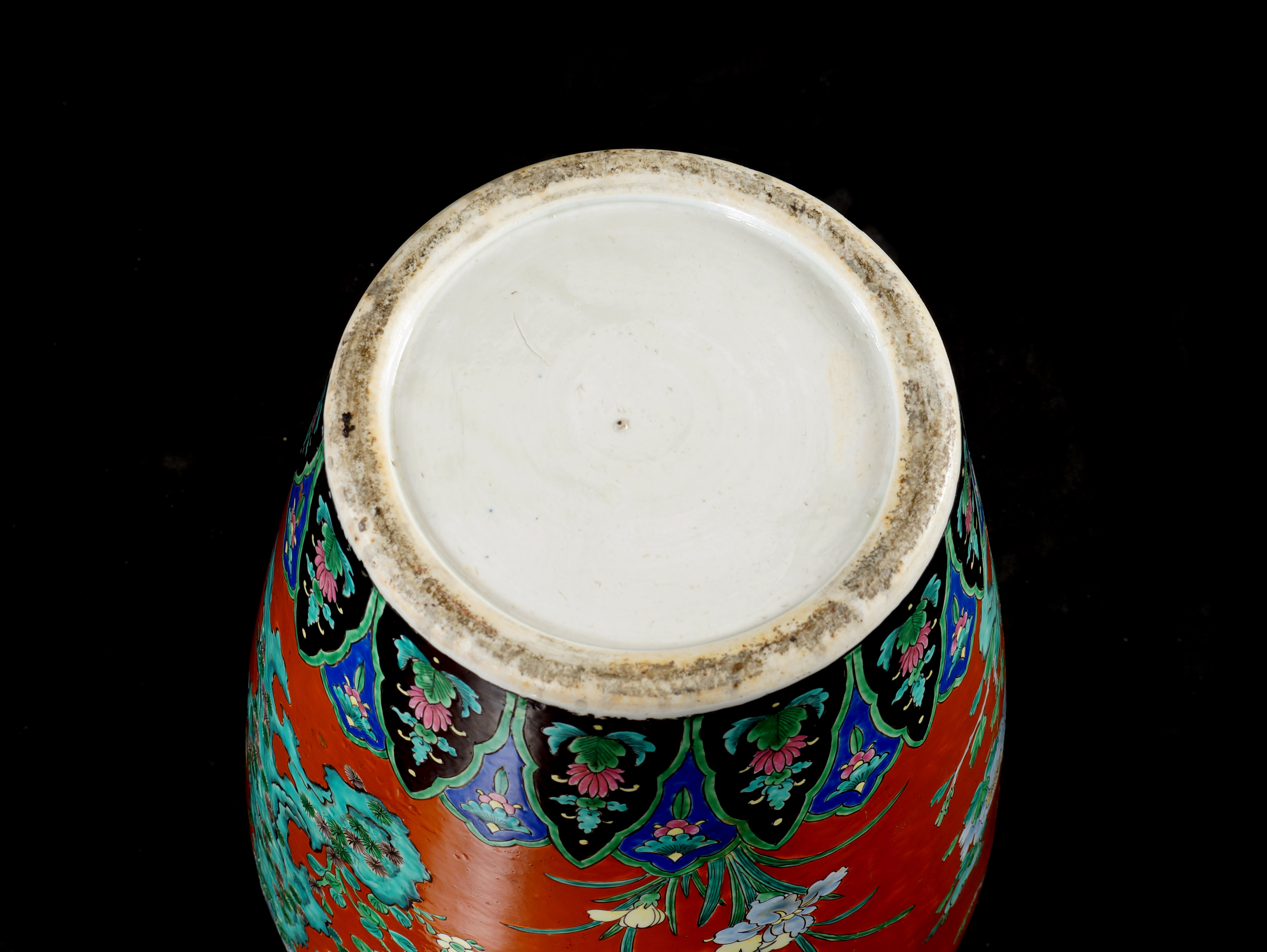 A polychromatic porcelain vase China, antique manufacture h. 70 cm. - Image 5 of 5