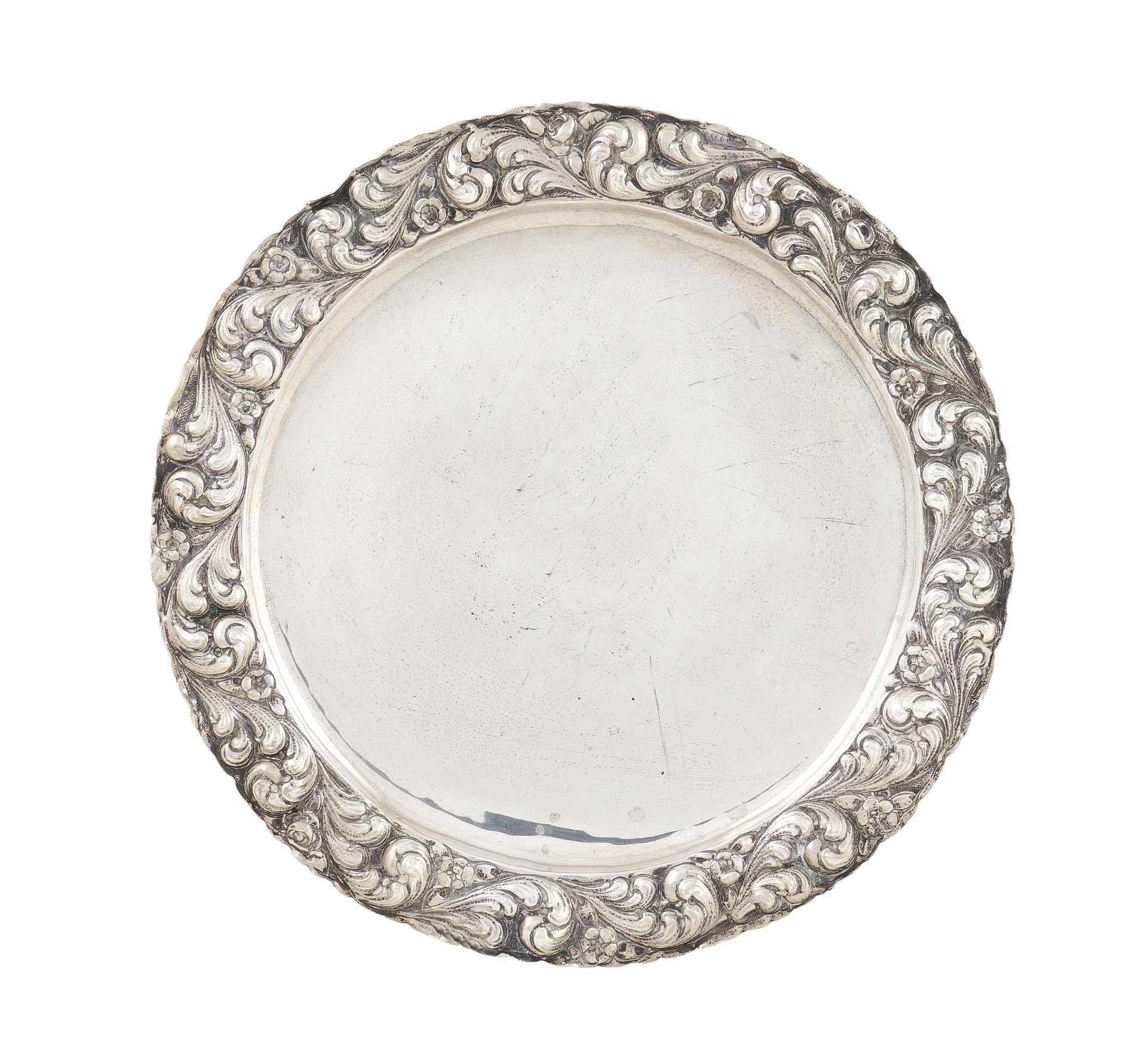 A silver plate late 19th century d. 40 cm.