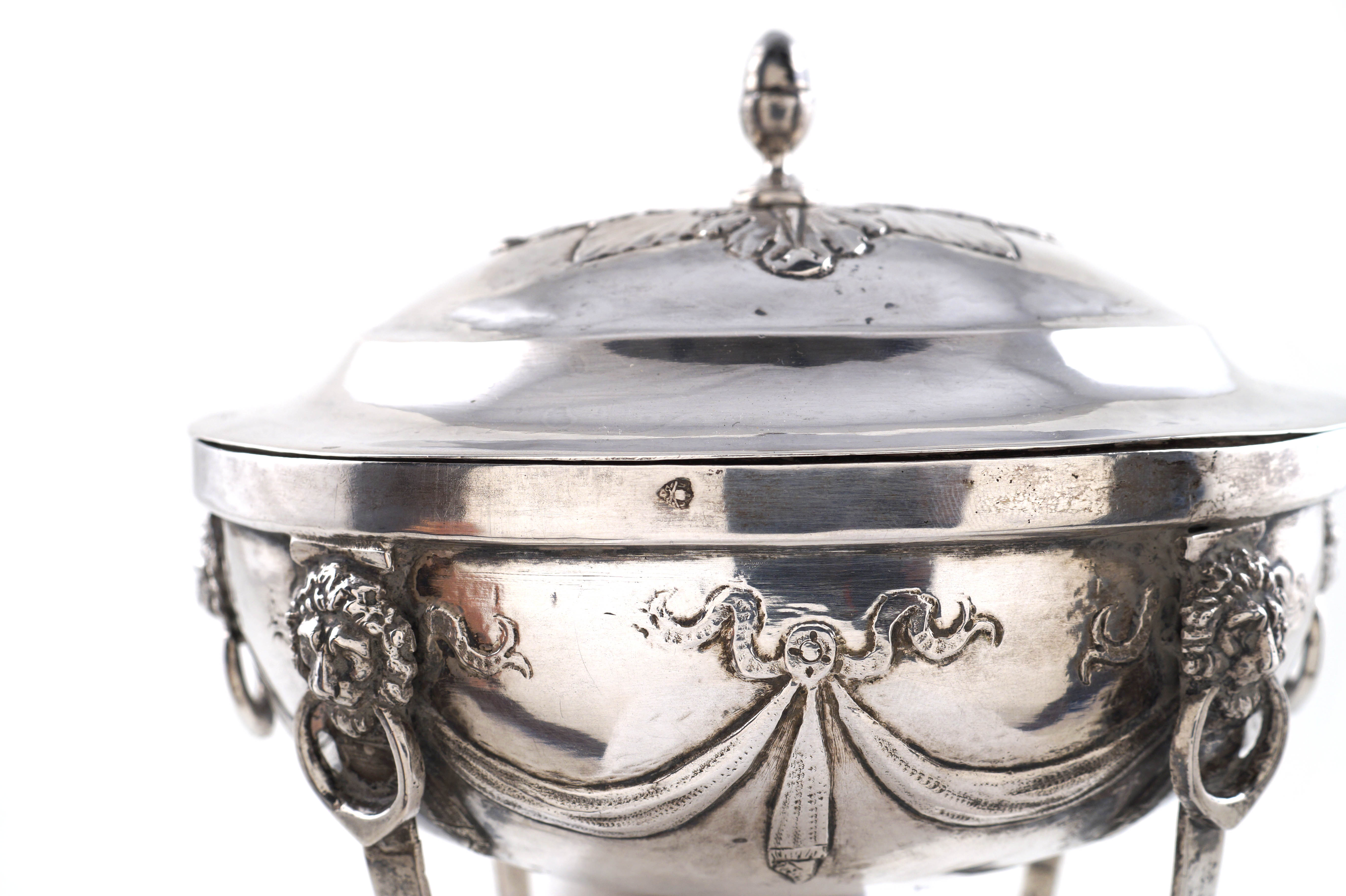 Silver Sugar bowl Rome, early 19th century peso 335 gr. - Image 2 of 2