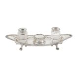 An English silverplate inkwell Great Britain, early 20th century 7x25x10,5 cm.