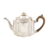 A silver teapot New Castle, George III 1784 15x27x10,5 cm.