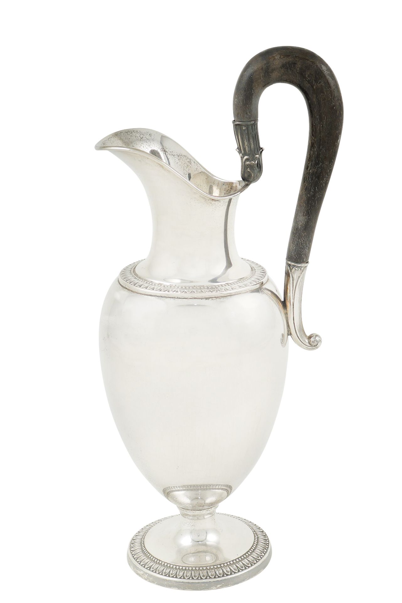 An 800 silver spout Italy, 20th century h. 34 cm.