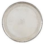 A silver salver London, George III 1787 peso 1190 gr.