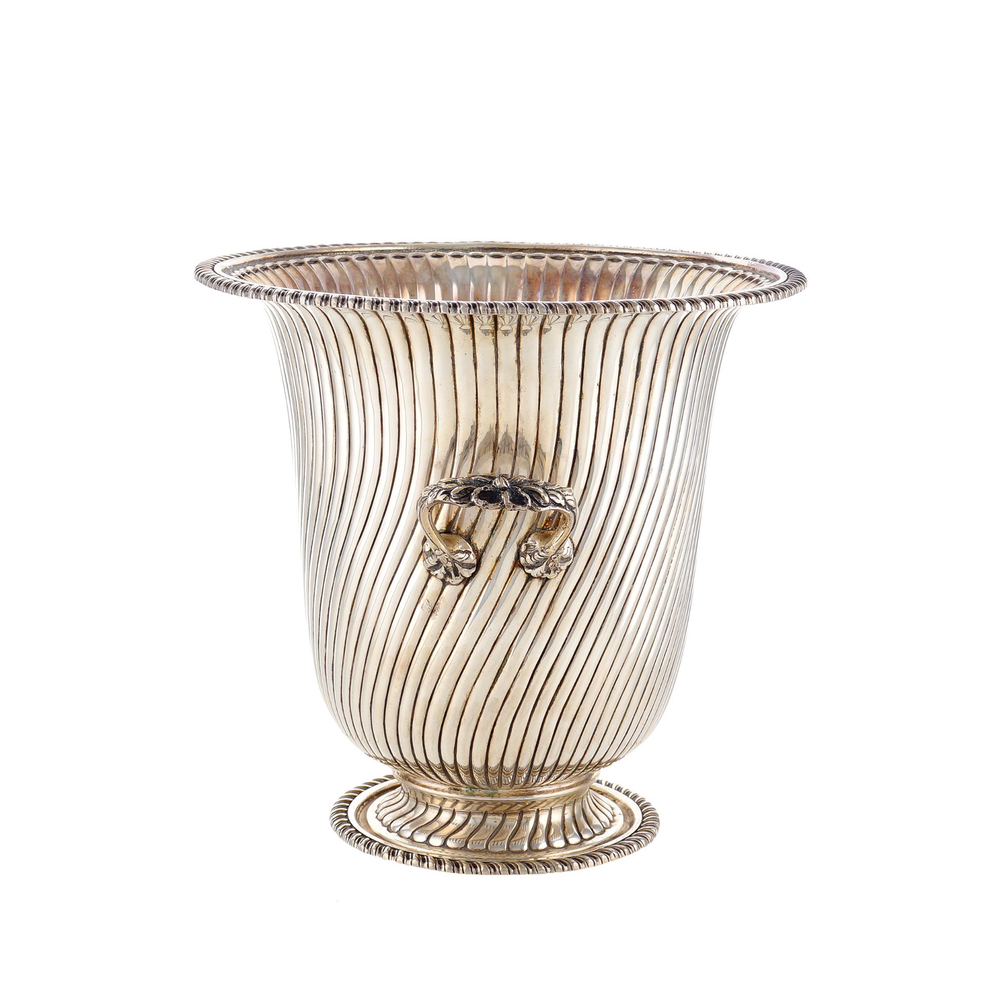 A silver wine bucket Italy, 20th century peso 1810 gr. - Bild 3 aus 3