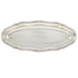 An oval tray Italy, 20th century peso 1650 gr.