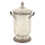 A silver ice bucket with two handles Alessandria, 20th century peso lordo 907 gr.