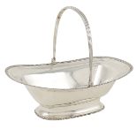 A silver Robert Garrard basket with handle London, George III 1802 peso 1030 gr.