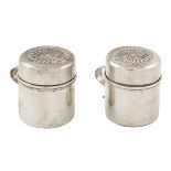 Two silver glasses Italy, 20th century peso lordo 464 gr.