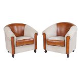 A pair of armchairs antique manufacture 80x85x75 cm.