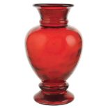 Red glass baluster vase France, 20th century h. 39,5 cm.