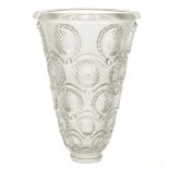 R. Lalique, "Cancale" glass vase France, around 1945 30x20,5 cm.