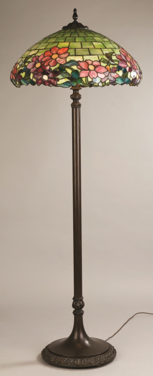 A Fine Duffner and Kimberly Peony Floor Lamp. A Fine Duffner and Kimberly Peony Floor Lamp. Shade - Image 3 of 6