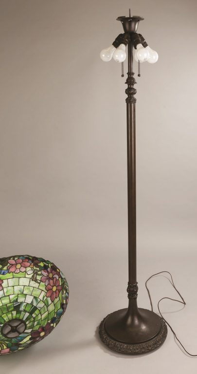 A Fine Duffner and Kimberly Peony Floor Lamp. A Fine Duffner and Kimberly Peony Floor Lamp. Shade - Image 6 of 6