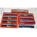 HORNBY 8 x Coaches and a TPO - Blue and White Mk2 and 3 Nos R420/422/423/425/426/427 and 429 - all