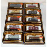 MAINLINE 10 x Freight Wagons Nos 37-137/138/152/156/157/158/167 x 2/170 and 405. Near MInt Wagons in