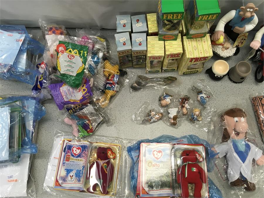 A quantity of Ty Beanie Babies from America, Wallace & Gromit figures and Tetley wildlife. - Image 2 of 2