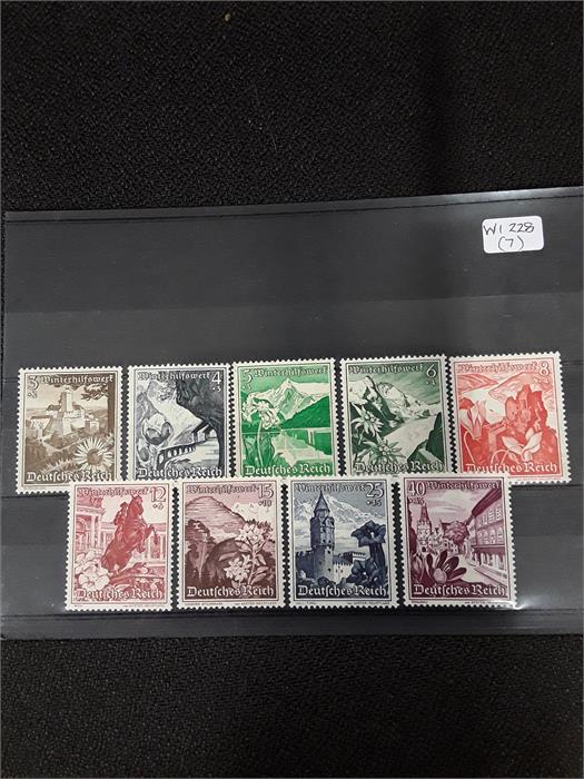 Germany. 1938. S.G. 663-671. Complete unmounted mint set. CAT £110.