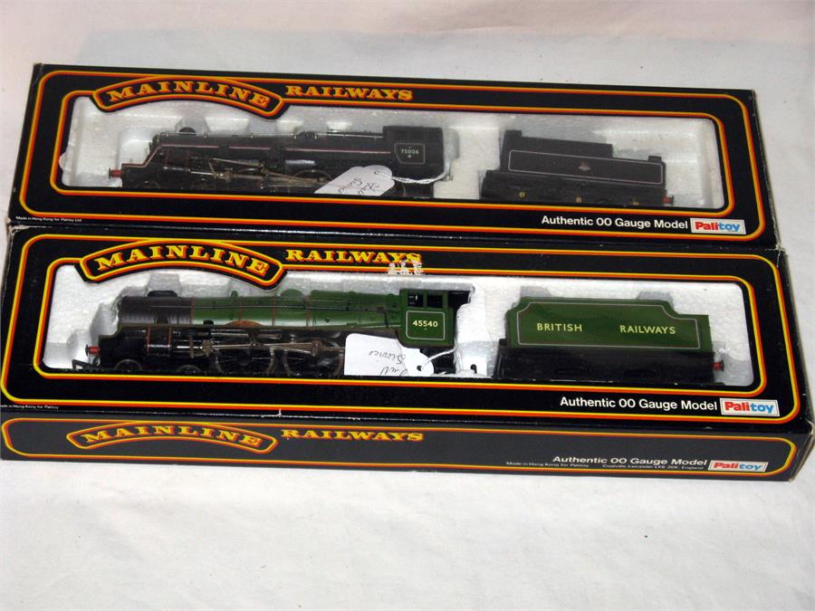 MAINLINE 2 x BR Locomotives - 37 -075 BR Apple Green Patriot 4-6-0 'Sir Robert Turnbull' and 37-