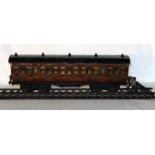 MARKLIN made for Gamages Gauge 1 Tinplate Teak Great Northern Railway Bogie 1st/3rd Coach # 2875. No