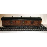 MARKLIN made for Gamages Gauge 1 Tinplate Teak Great Northern Railway Bogie Guards/Luggage Coach #