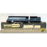 WRENN W2267 BR Blue unrebuilt Merchant Navy 4-6-2 'Lamport and Holt'. Near Mint Boxed with Packing