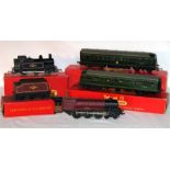 TRIANG 2 x Locomotives and a 2 Car DMU - R52 BR Black Class 3F 0-6-0T # 47606 (Excellent Boxed)