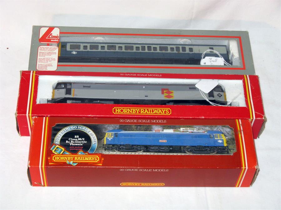 HORNBY/LIMA 2 x Diesel Locomotives and a DMU Power Car - Hornby R360 BR Blue Class 86 O/H
