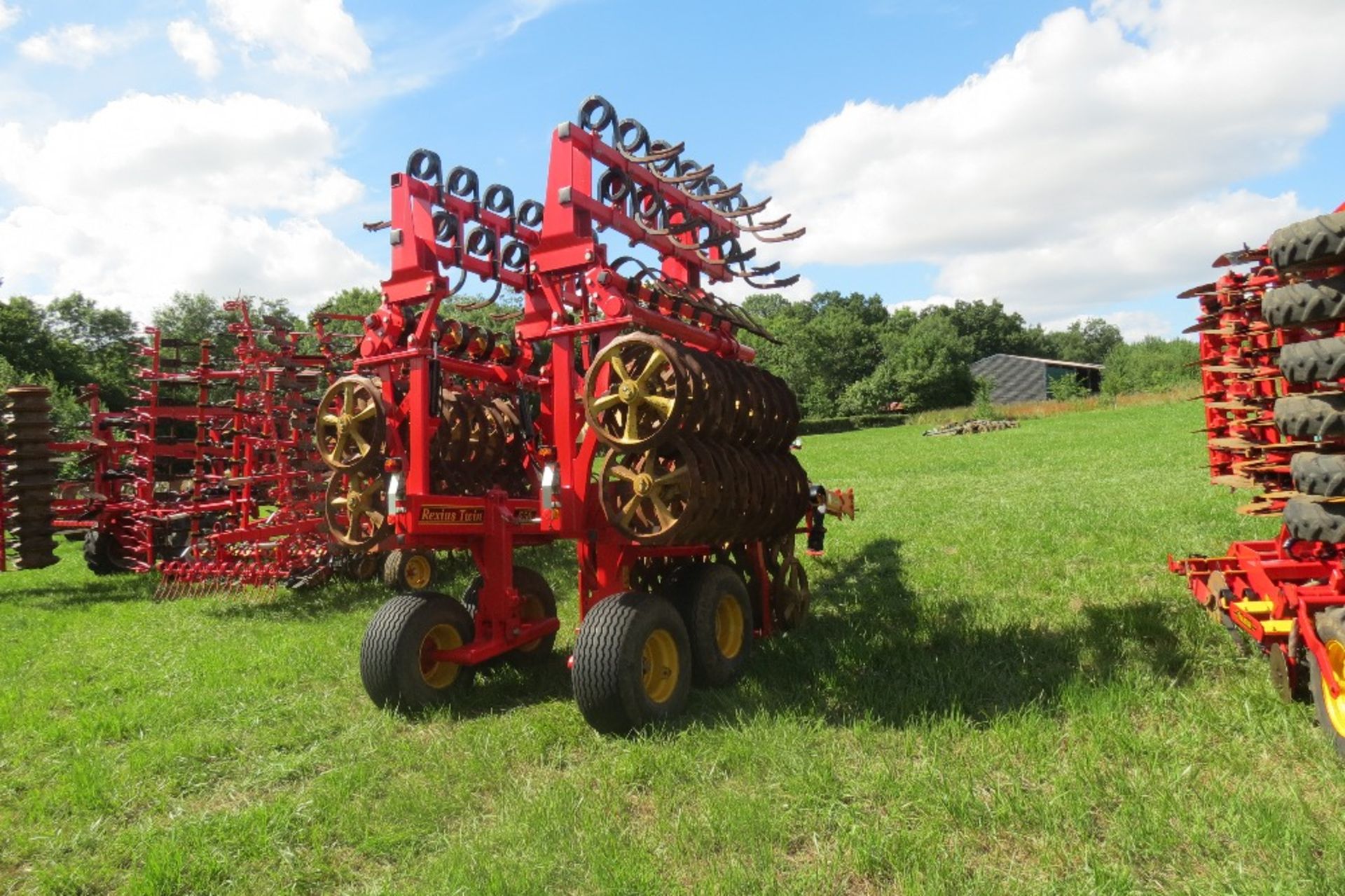 2011 Vaderstad Rexius Twin RST 550 Cultivator, working width 5. - Image 8 of 14