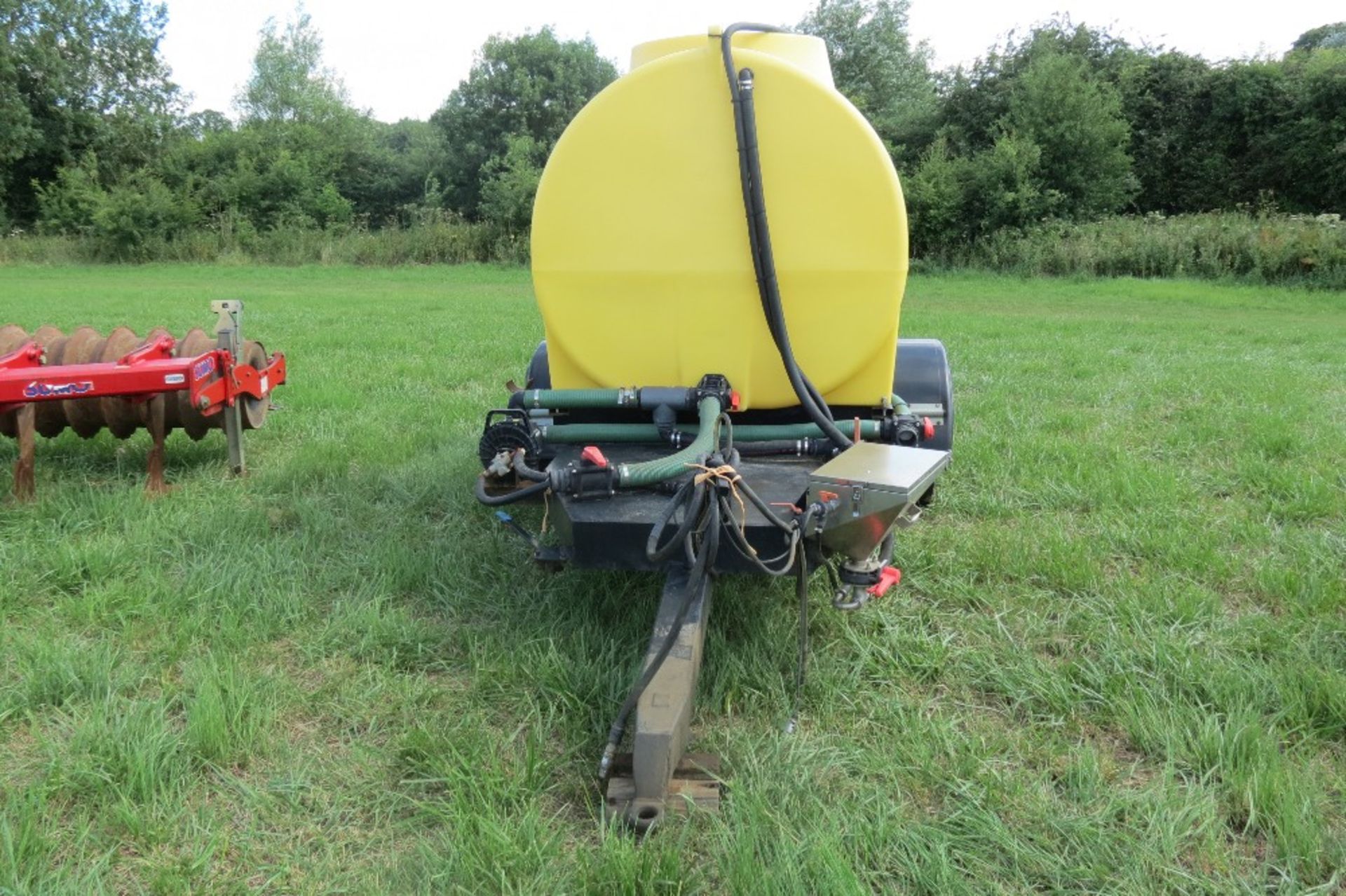 Water Bowser, 5000l tank, towing eye, single axle chassis, mixing tank facility, clean water tank, - Image 3 of 12