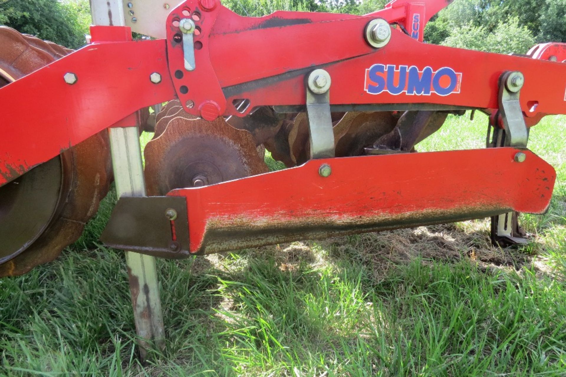 Sumo Trio 3m Cultivator, 6 Leg Cultivator, Discs, Packer Roll, Stand, - Image 6 of 13