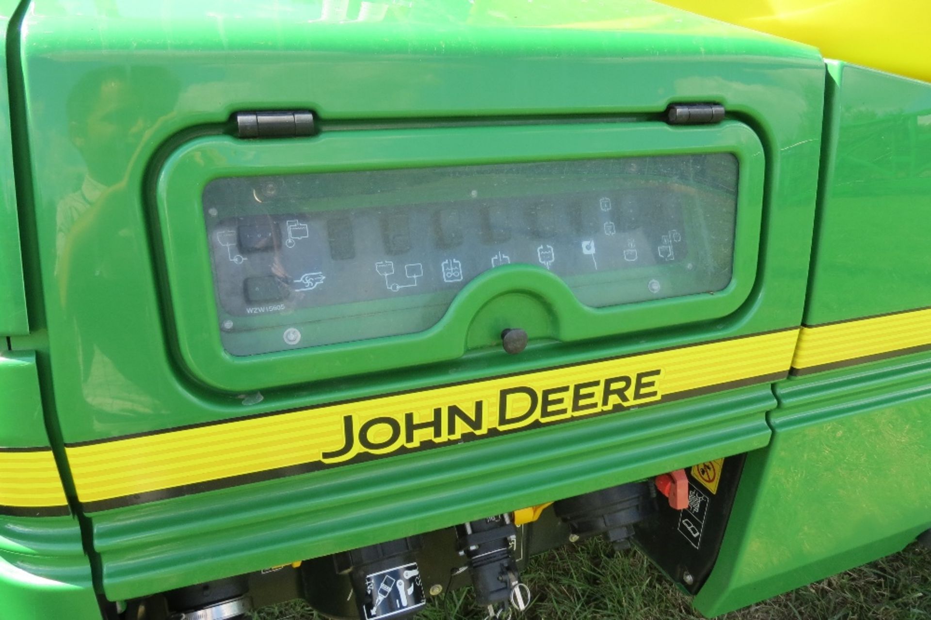 2016 John Deere R9621 PowrSprayer Sprayer, sprayed approximately 17,000 hectares, - Image 10 of 30