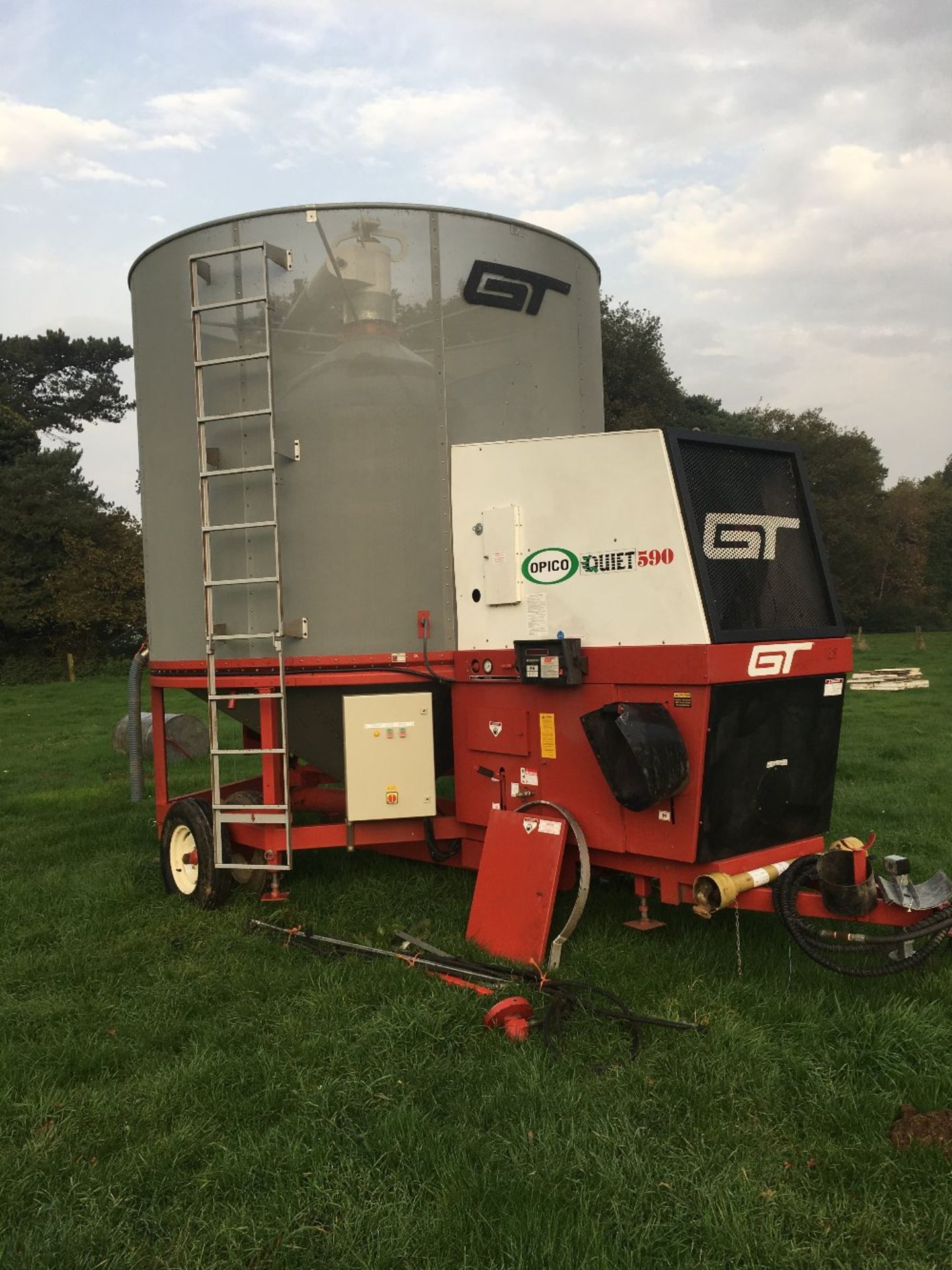 Opico Quiet 590 Grain Drier with Micro Pro Control Box, Tow Hitch, 3 Phase, - Image 2 of 3