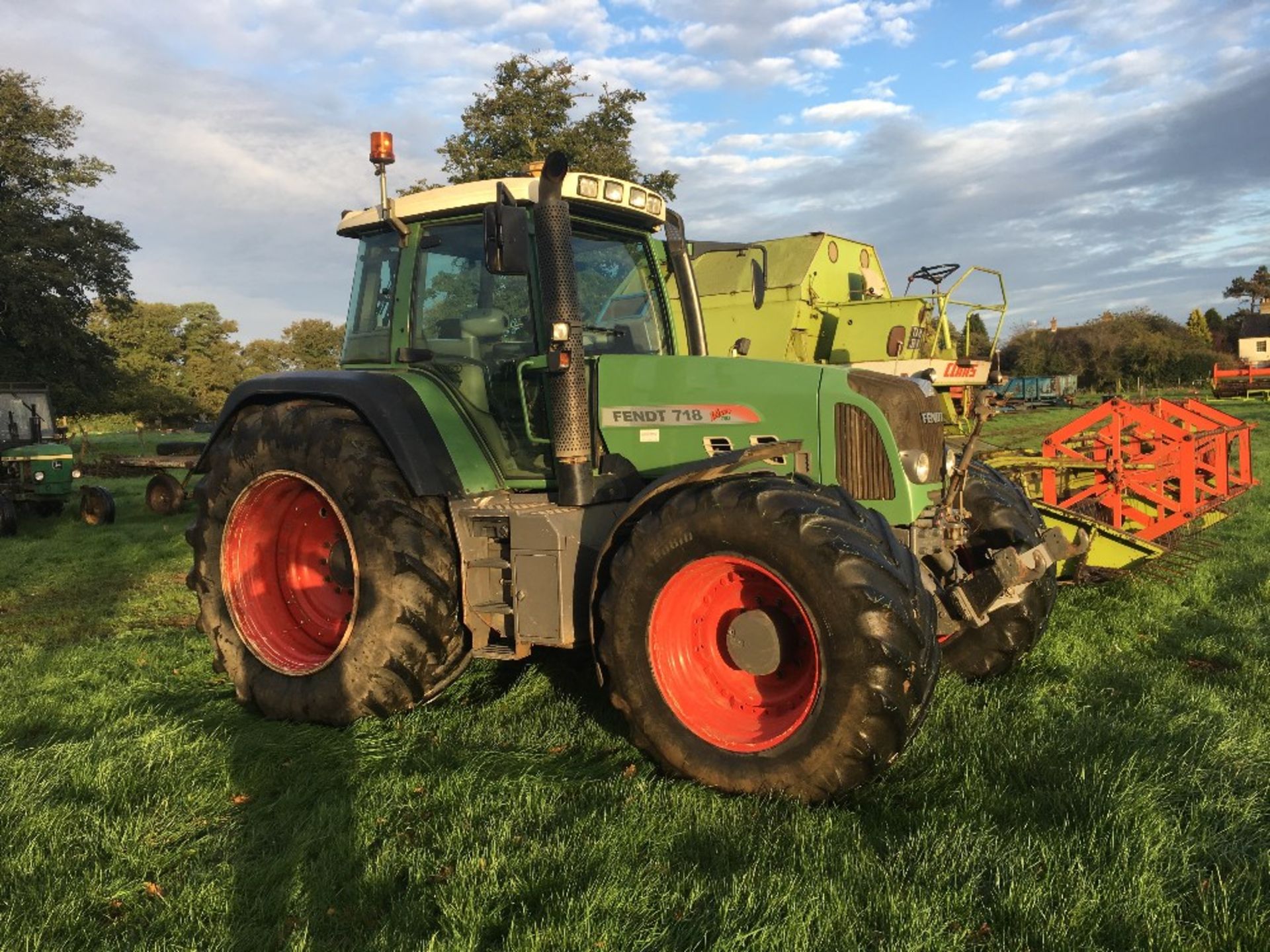 2008 (AU08 BHE) Fendt 718 Tractor, GPS System, Approximately 8, - Image 3 of 4