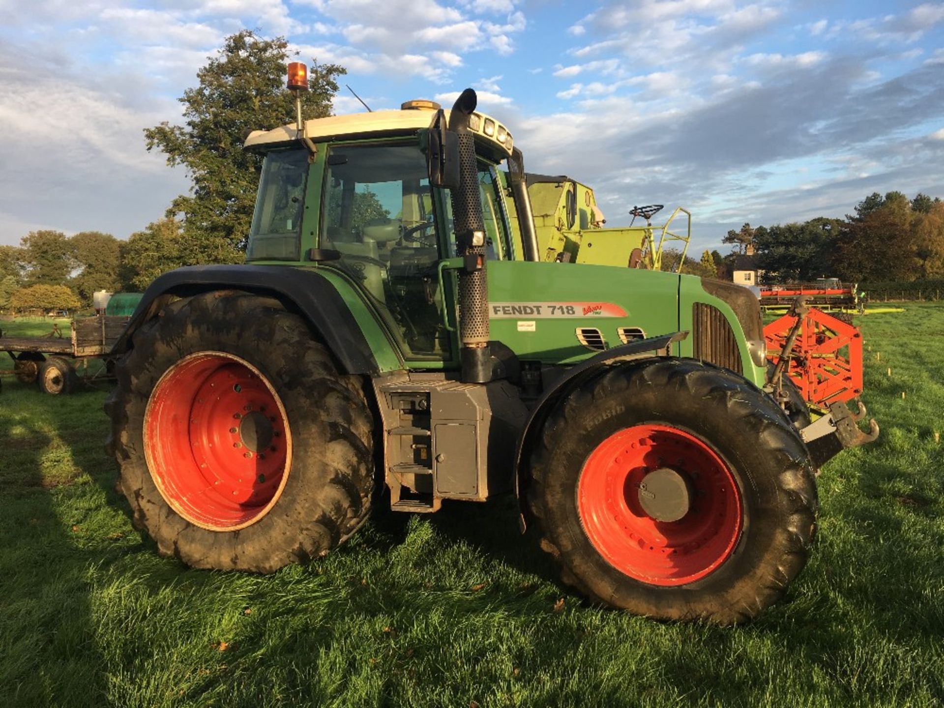 2008 (AU08 BHE) Fendt 718 Tractor, GPS System, Approximately 8, - Image 2 of 4