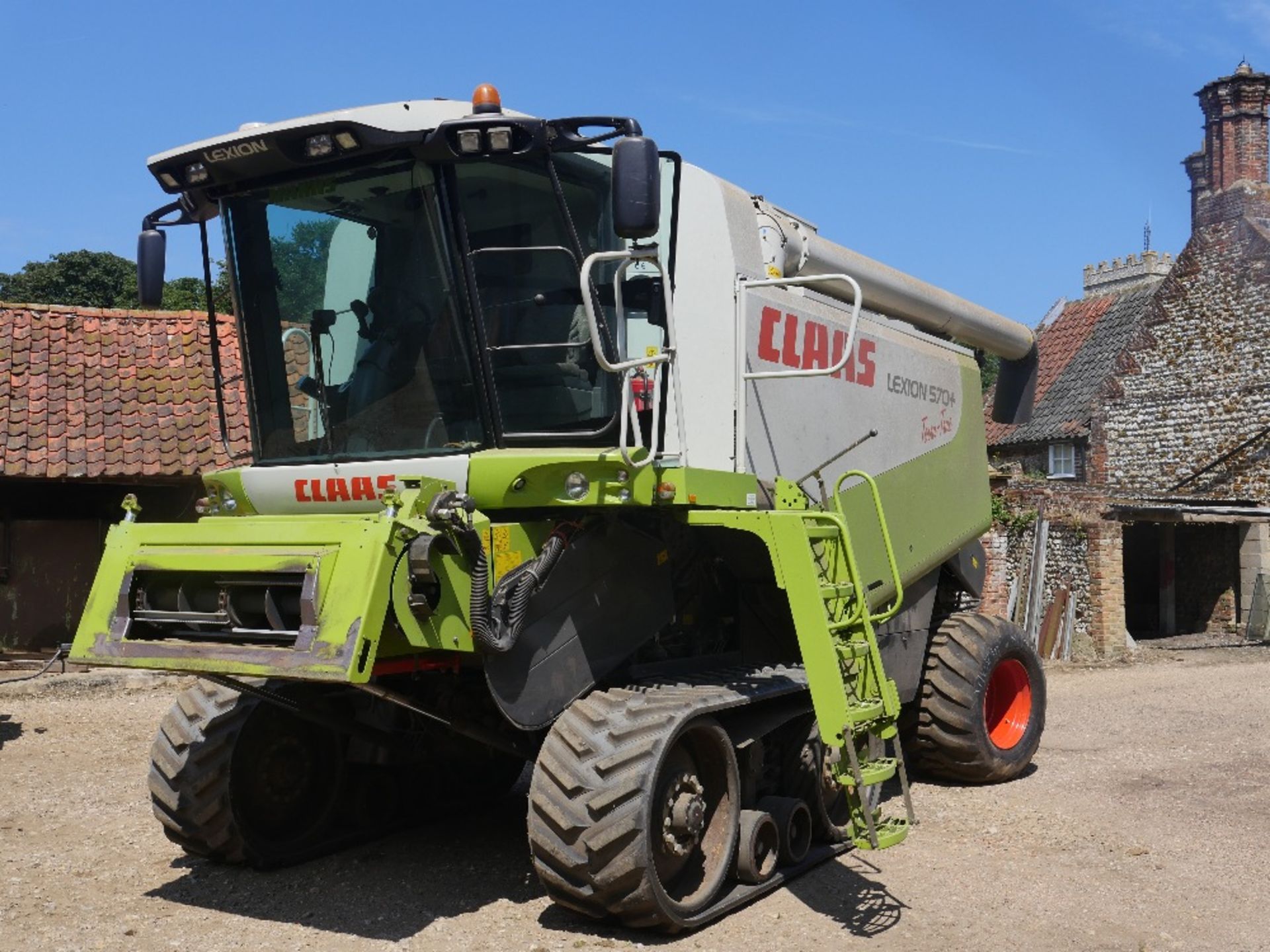 2006 Claas Lexion 570 + Terra Trac, 25ft Header with Trolley, Rear Tyres: 710/45- 26. - Image 4 of 5